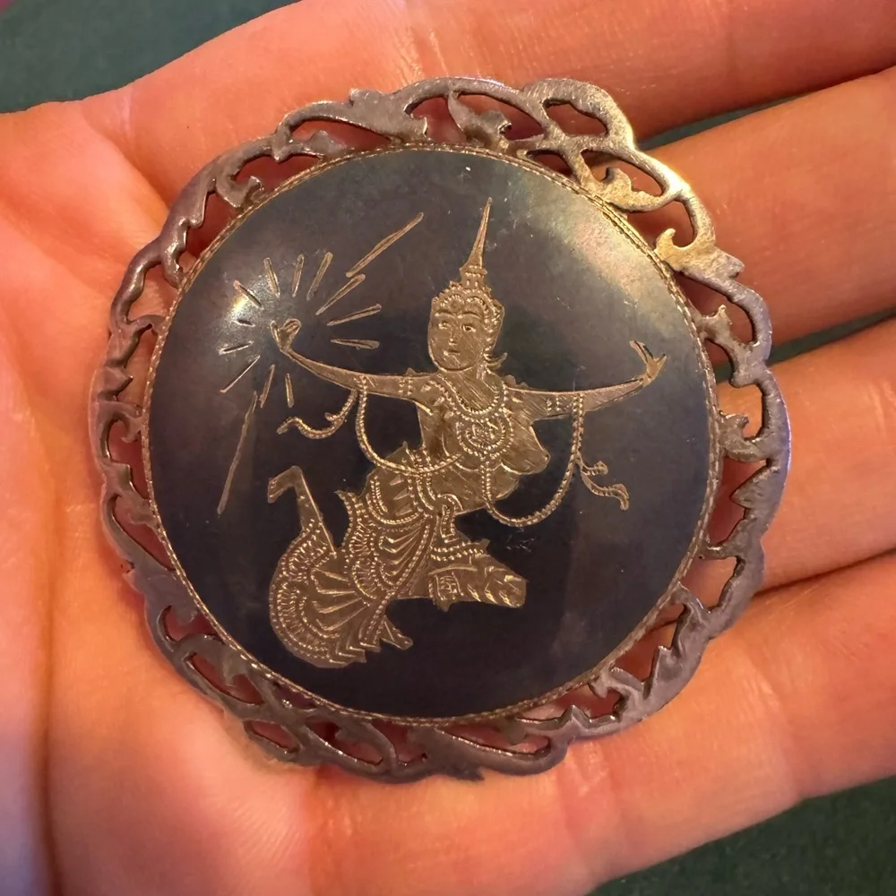 Vintage Sterling Silver & Black Enamel Siam Dancer Brooch 13.1g - Picture 1 of 9